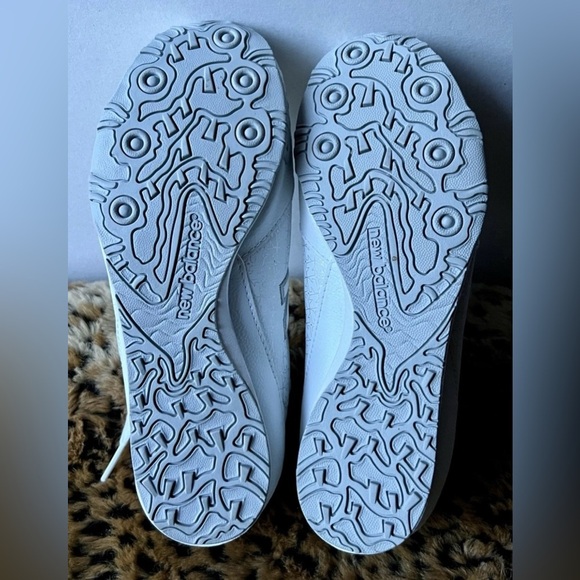 New Balance CW442SW White Leather Sneakers – Women’s Size 8 - Picture 8 of 8